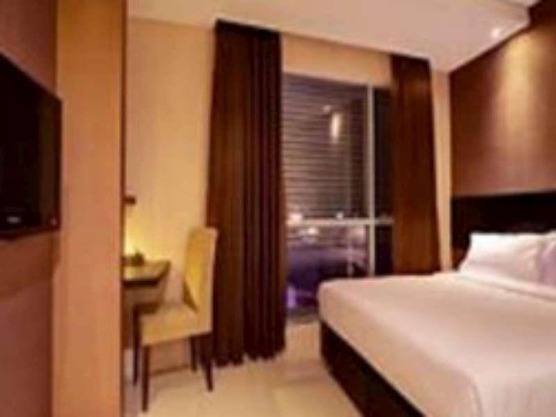 Vio Hotel Pasteur Бандунг Екстериор снимка